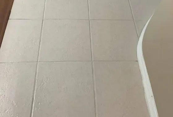Tile floor with clean grout lines after hot water extraction, Complete Carpet Care serving Lakeland, FL